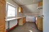HTI | Ruhig gelegenes Zweifamilienhaus mit schönem Garten in Niddatal-Ilbenstadt - Küche / OG