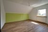 HTI | Ruhig gelegenes Zweifamilienhaus mit schönem Garten in Niddatal-Ilbenstadt - Schlafzimmer #2 / OG