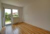 HTI | Wohnen wie im Urlaub: Topmoderne Doppelhaushälfte mit viel Platz und großem Garten in Schmitten - käuferprovisionsfrei - Schlafzimmer / UG
