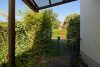 HTI | Familienfreundliches Reihenendhaus mit idyllischem Garten in bevorzugter Wohnlage von Oberursel - PKW-Stellplatz