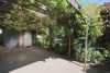 HTI | Wohn- und Geschäftshaus mit kleinem Gartenparadies in Stadtmitte von Oberursel - Pergola mit Blick in Garten