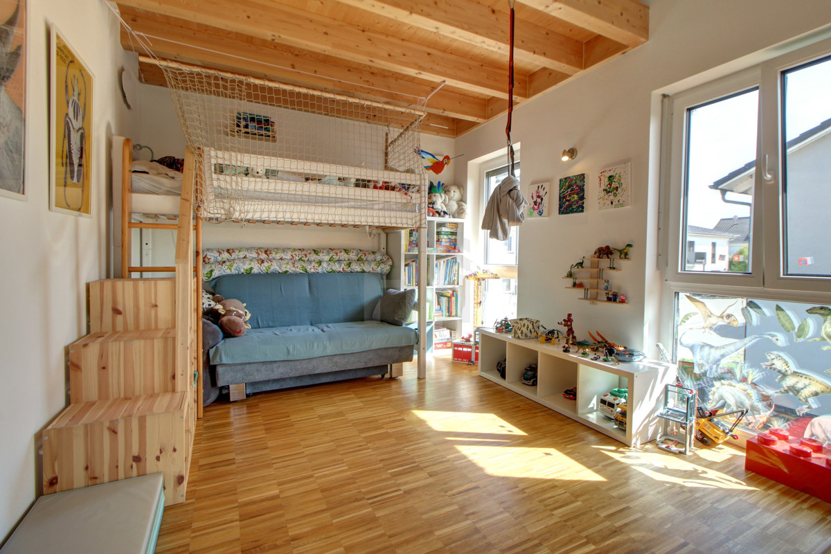 Schlafzimmer #2 / OG
