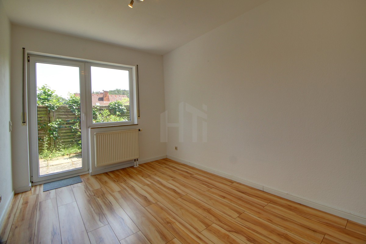 Schlafzimmer / UG