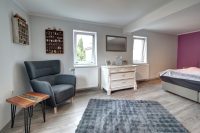 Schlafzimmer / OG