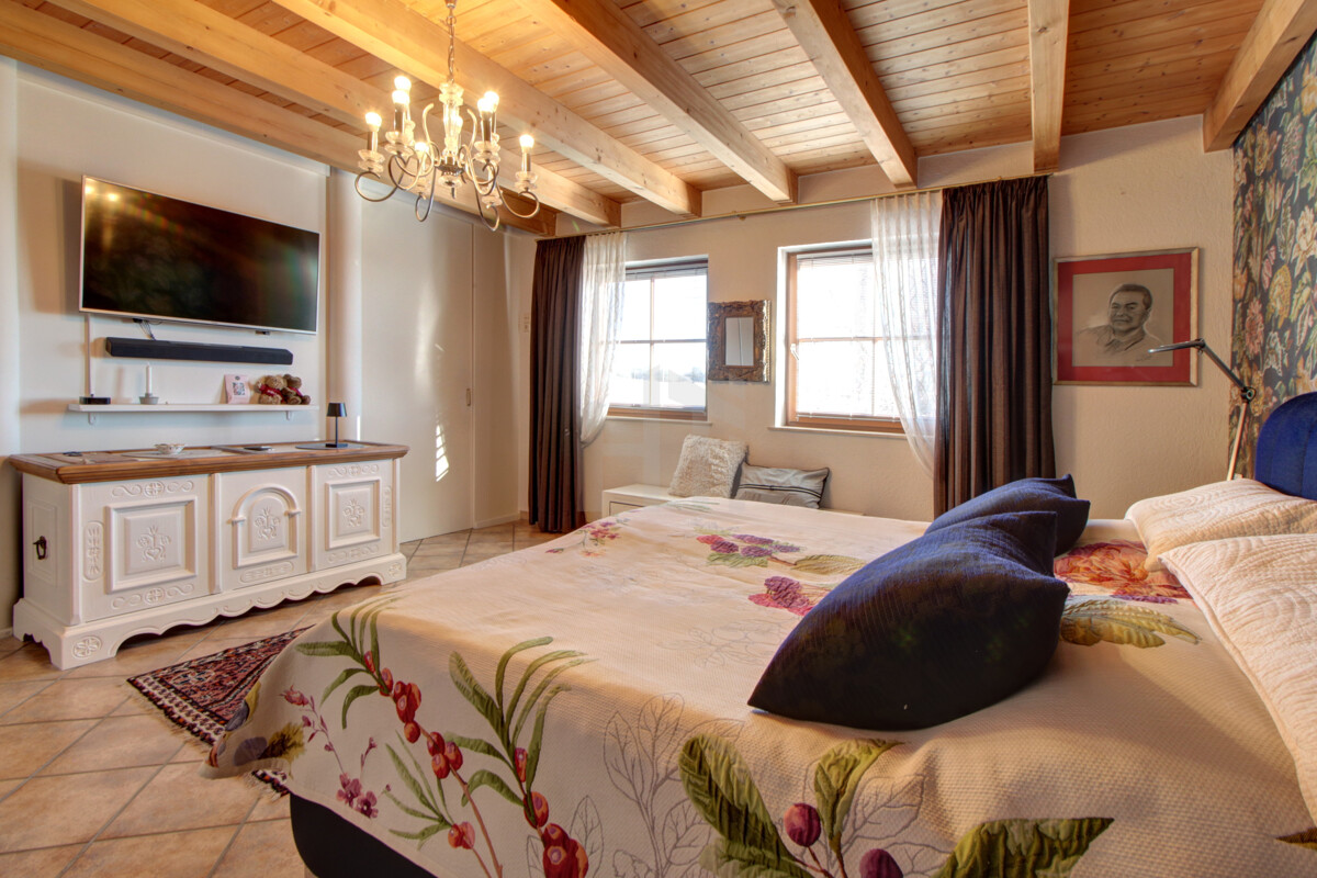 Masterbedroom / DG
